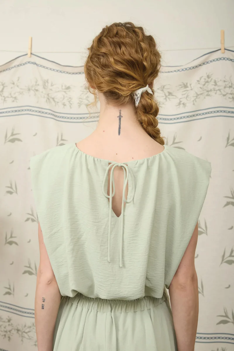 Balloon Crop Top - Image 2