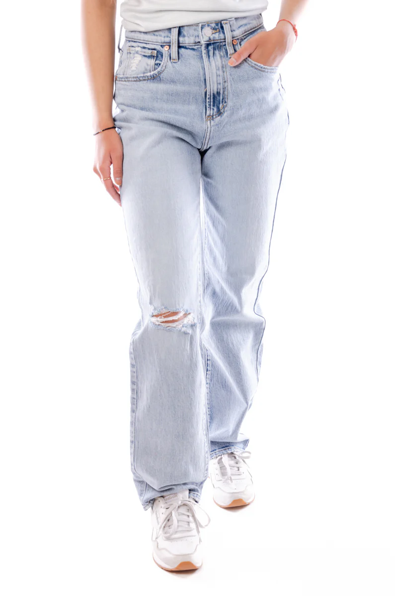 Highly Desirable Straight Leg Jeans - Image 5