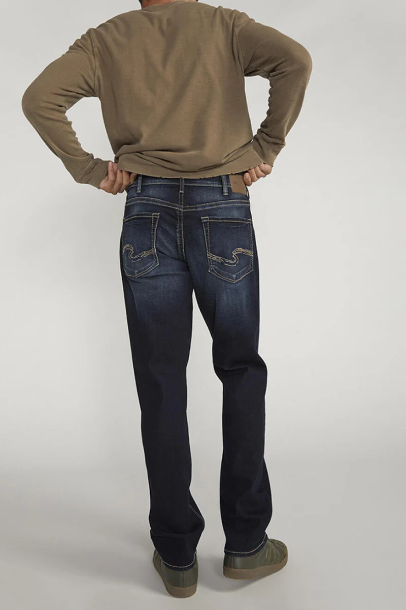 Hunter Athletic Fit Relaxed Jeans - Image 3