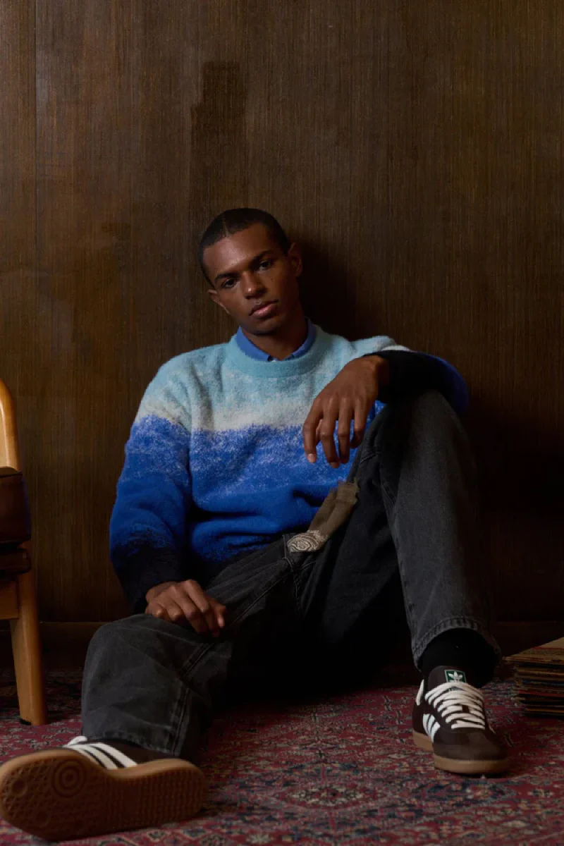 Gradient Knit Crew Sweater - Image 3