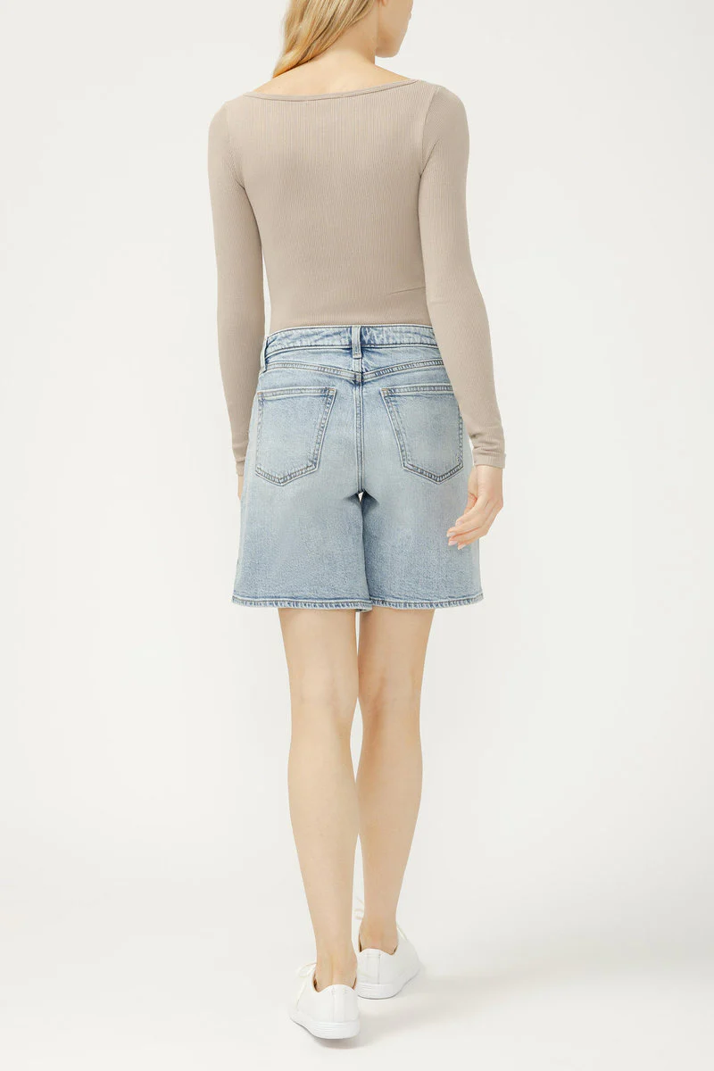 Loose & Low Low Rise Shorts - Image 2